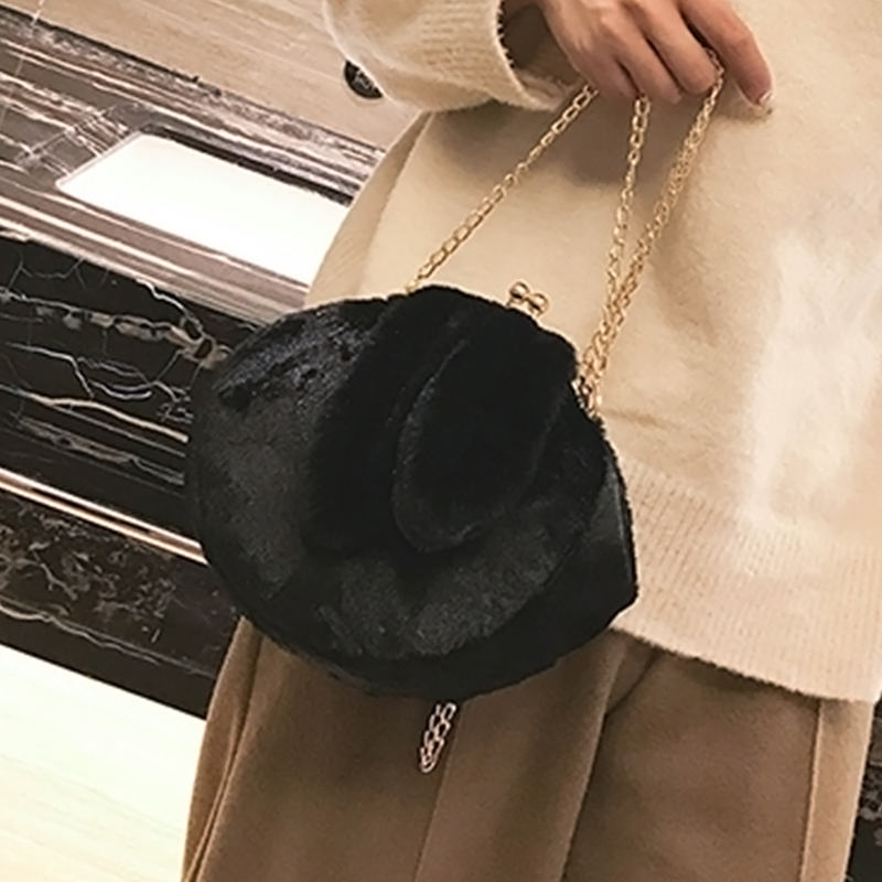  Fashion Black Plush  Crossbody Bags