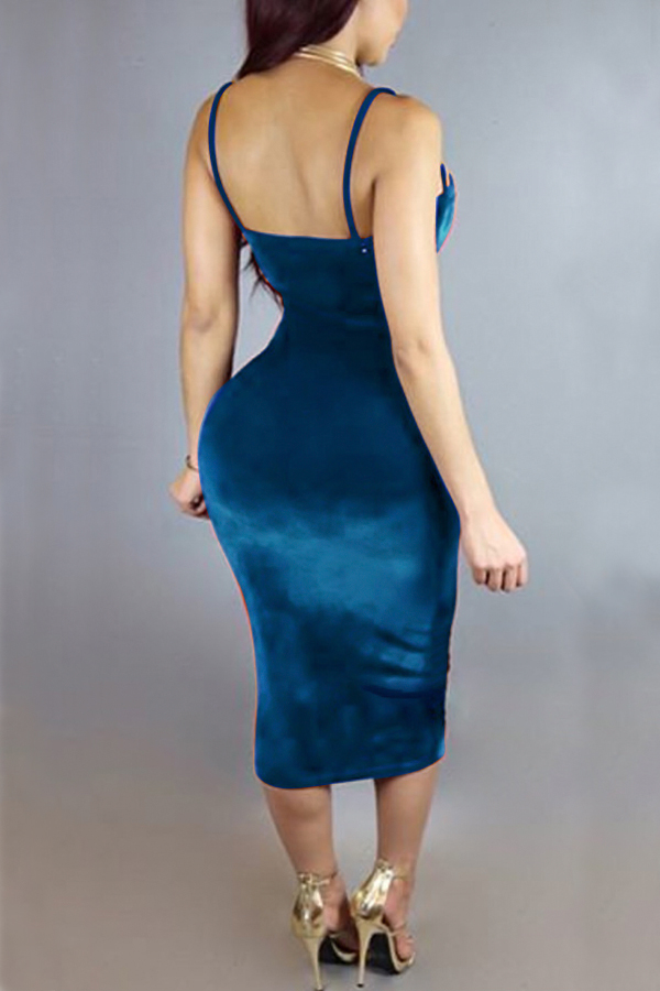  Sexy Hollow-out Blue Velvet Sheath Mid Calf Dress