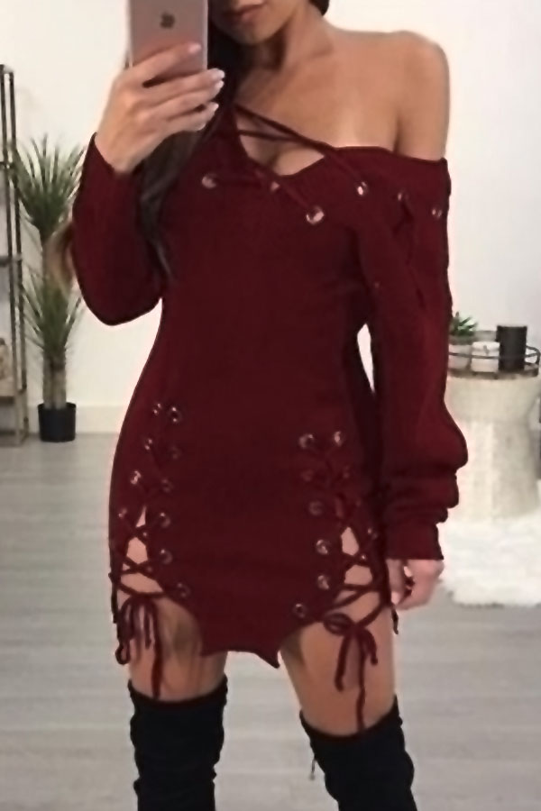  Sexy V Neck Lace-up Hollow-out Wine Red Polyester Mini Dress