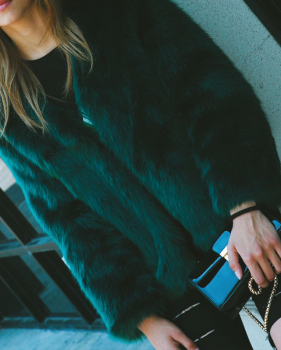  Trendy V Neck Long Sleeves Fur Design Black-green Short Coat