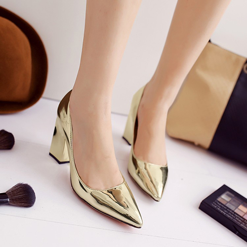 Fashion Pointed Closed Toe Shallow Mouth Design Chunky High Heel Gold PU Basic Pumps