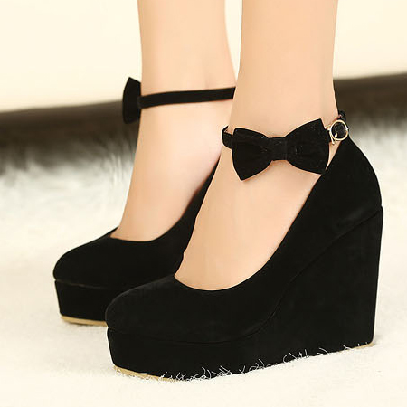 Fashion Round Closed Toe Super High Wedges Black Suede Ankle Strap Pumps