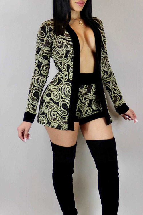  Fashion V Neck Long Sleeves Printed Green Polyester Two-piece Shorts Set